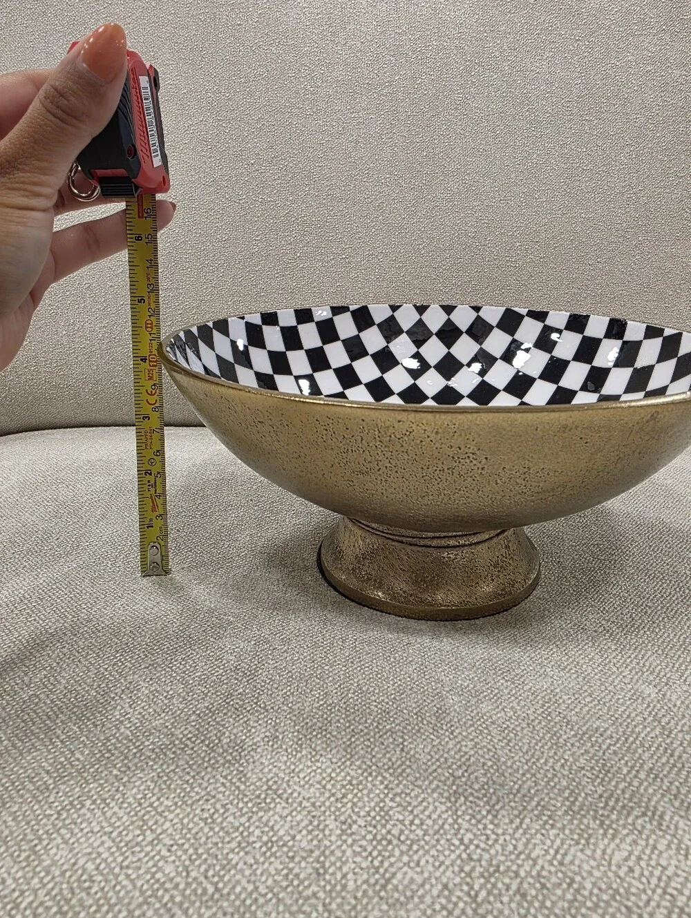 N/A ceramic pedestal